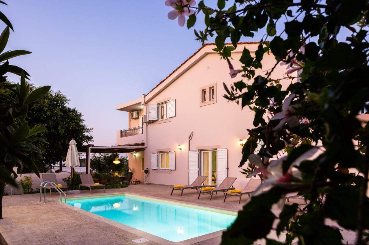 Carpe Diem-Luxury Villa With Private Pool Agia Paraskevi  Bagian luar foto